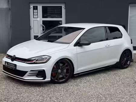 Volkswagen Golf GTI 2.0 Performance