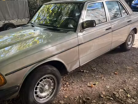 Mercedes-Benz Classe E E 240