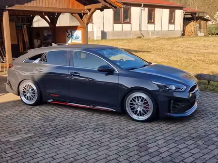 Kia Ceed 1.6 T GDi 204