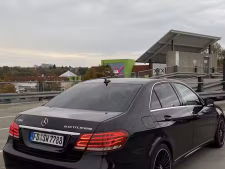 Mercedes-Benz Classe E E 300 2.1 150