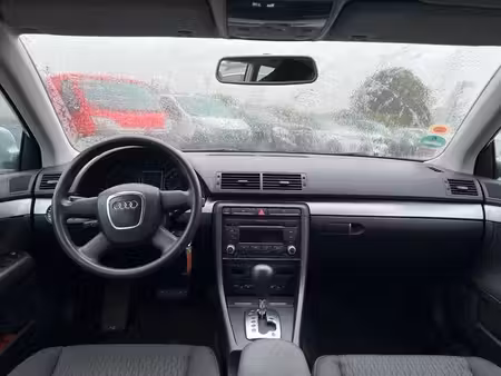 Audi A4 1.8 T 163