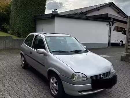 Opel Corsa 1.2 65