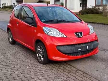 Peugeot 107 1.0 VTi 68