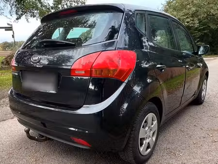 Kia Venga 1.4 90