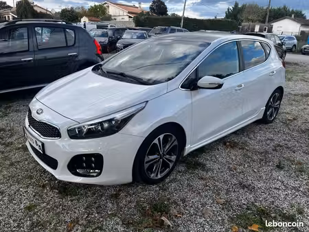 Kia Ceed 1.0 T-GDi 120 GT Line