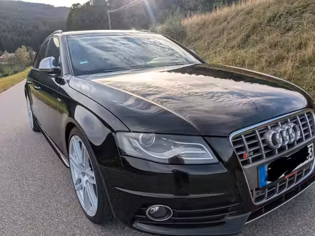 Audi A4 S4 V6 3.0 TFSI 333 quattro