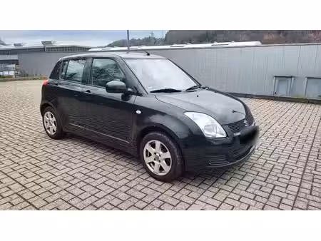 Suzuki Swift 1.3 92