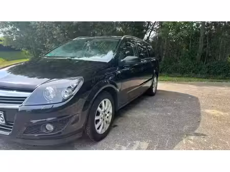 Opel Astra 1.7 CDTI 110