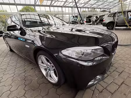 BMW Série 5 530d 3.0 258