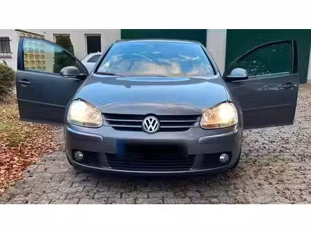 Volkswagen Golf 1.9 TDI 105