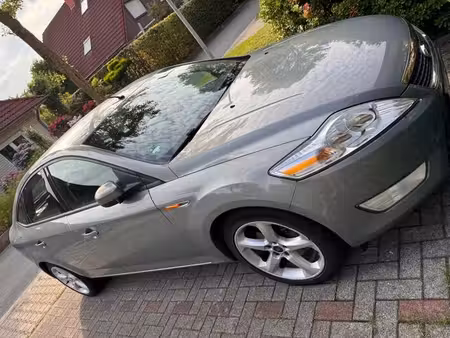 Ford Mondeo 1.6 TI 125
