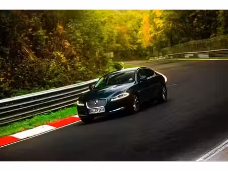 Jaguar XF V6 3.0 240