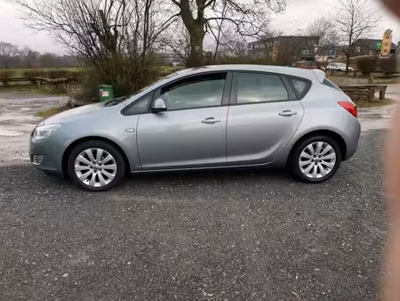 Opel Astra 1.6