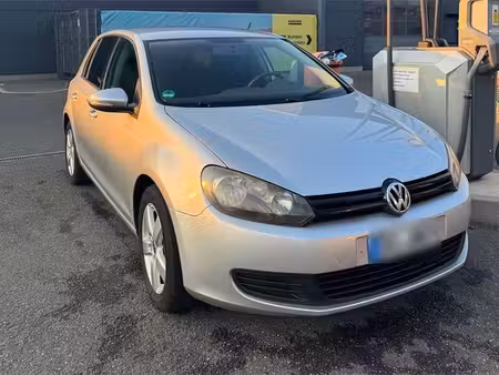 Volkswagen Golf 1.6 102