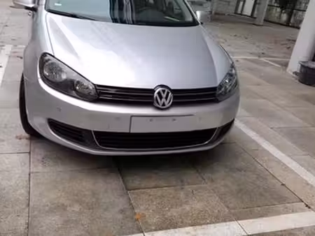 Volkswagen Golf 1.2 TSI 105