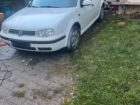 Volkswagen Golf 1.4 75
