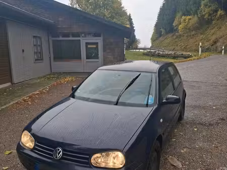 Volkswagen Golf 1.4 75