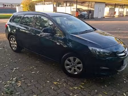 Opel Astra 1.4 100