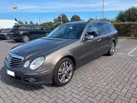 Mercedes-Benz Classe E E 320 V6 3.0 CDI 224 Avantgarde