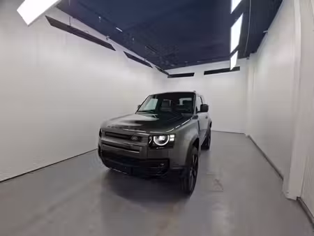 Land Rover Defender 3.0 X-Dynamic SE 4x4