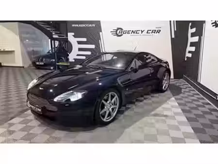Aston Martin Vantage