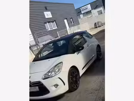 DS 3 1.6 HDi 110 Sport Chic