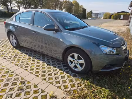 Chevrolet Cruze 1.6 113 LS