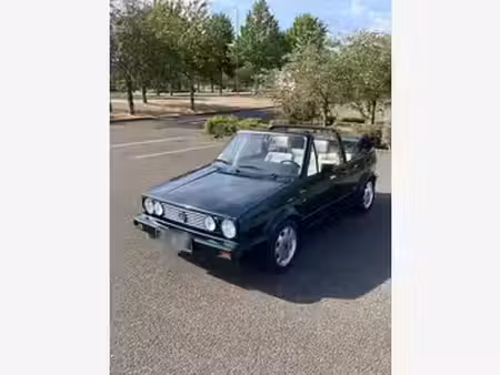 Volkswagen Golf 1.8 90