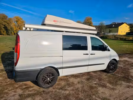 Mercedes-Benz Vito 111 2.1 109