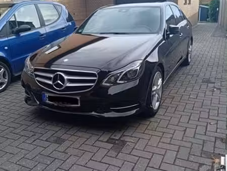 Mercedes-Benz Classe E E 200 2.1 136