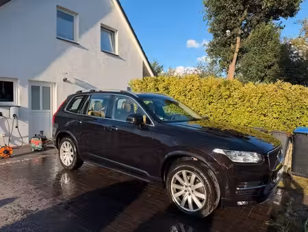 Volvo XC90 D5 Momentum 4x4