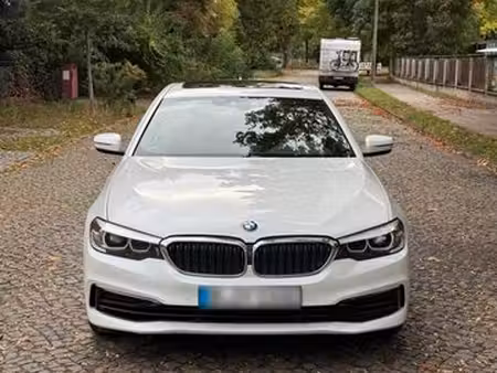 BMW Série 5 530e 2.0 252