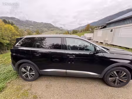 Peugeot 5008 1.5 HDi 130