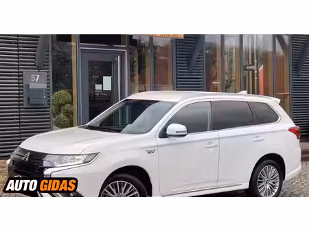 Mitsubishi Outlander PHEV 2.4 135 4x4