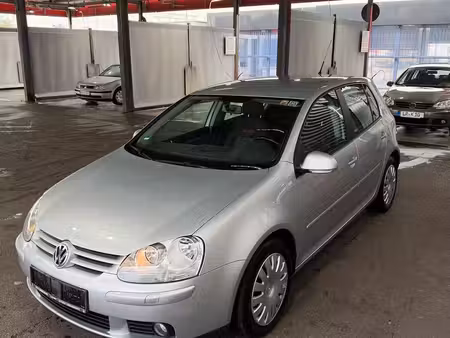 Volkswagen Golf 1.6 102