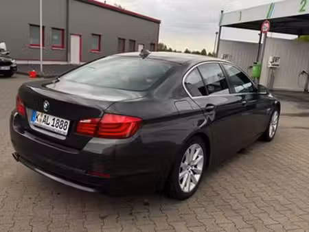 BMW Série 5 525d 3.0 204