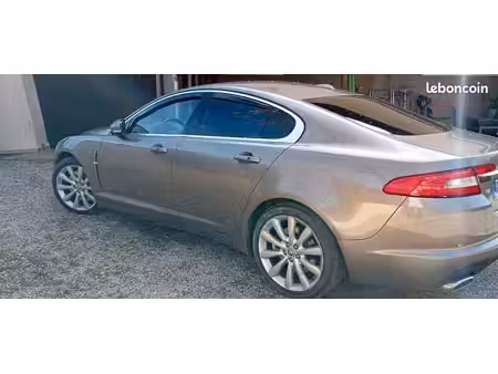 Jaguar XF V6 3.0 211 Edition Limitee