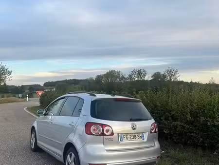 Volkswagen Golf 1.6 TDI 105