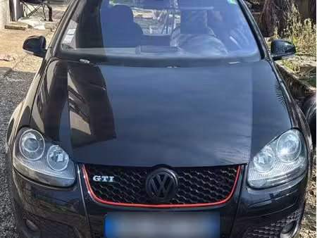 Volkswagen Golf GTI 2.0 200
