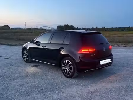 Volkswagen Golf TSI 110