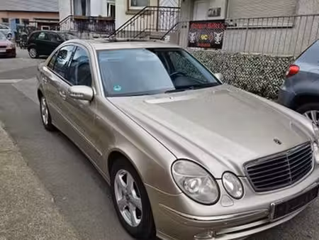 Mercedes-Benz Classe E E 200 2.1 CDI 122