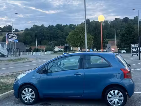 Toyota Yaris 1.3 VVT-i 87