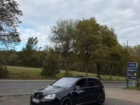 Volkswagen Golf GTI 2.0 200
