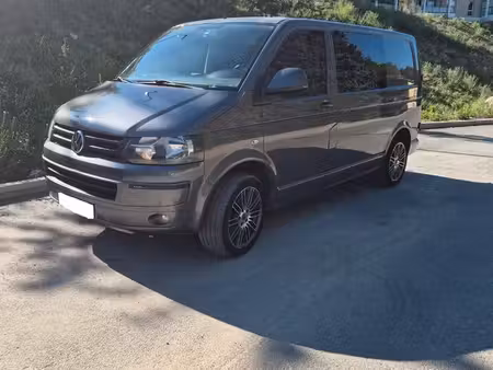 Volkswagen Transporter T5 2.0 TDI 140