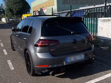 Volkswagen Golf GTI 2.0