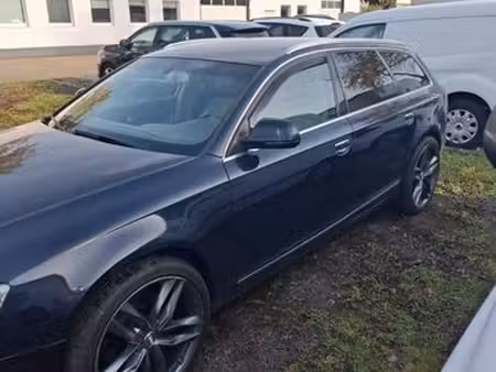 Audi A6 V6 2.8 FSI 220