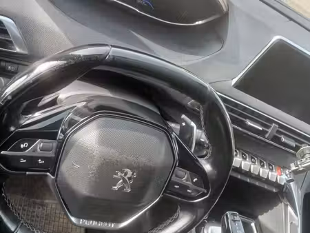 Peugeot 3008 1.6 225