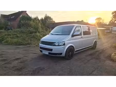 Volkswagen Transporter T5 2.0 TDI 140