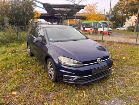 Volkswagen Golf 1.0 TSI 110 Confortline