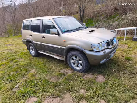 Nissan Terrano 2.7 TDI 125 4x4